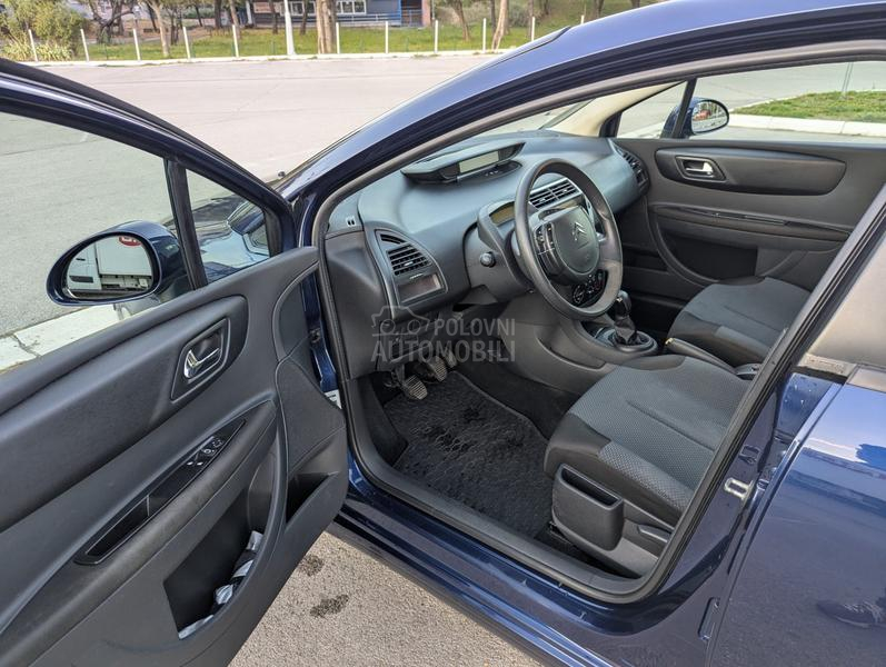 Citroen C4 1.4 16v, Kamera