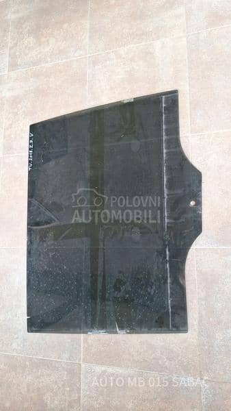 STAKLO ZADNJE Fabricki Zatamnj