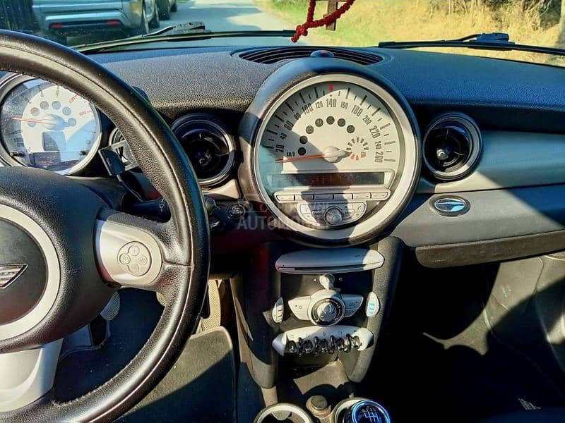 MINI Cooper 1.6 HDI