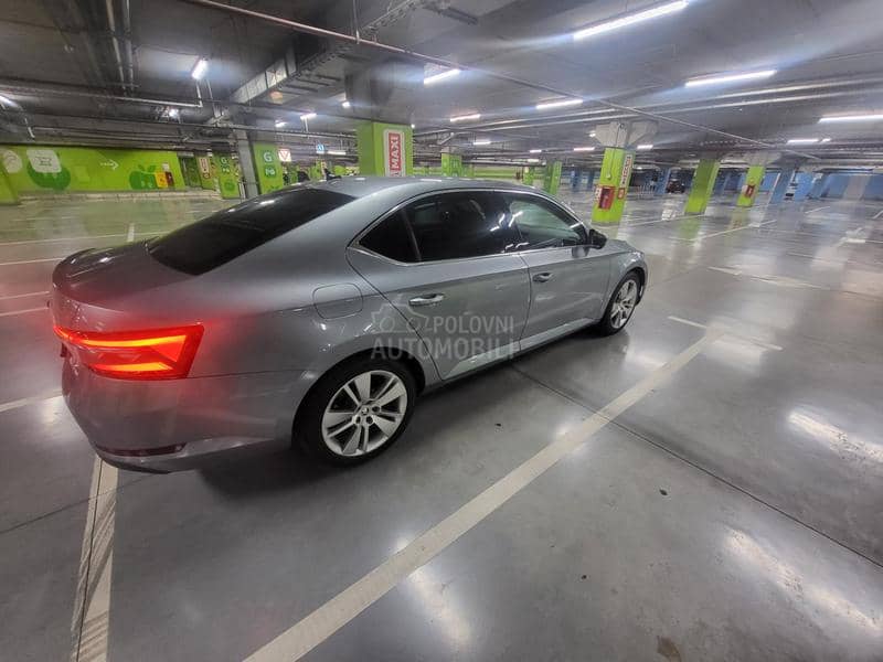 Škoda Superb 2.0 tdi 4x4 STYLE