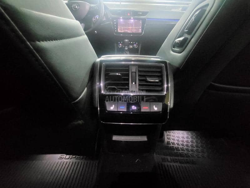 Škoda Superb 2.0 tdi 4x4 STYLE