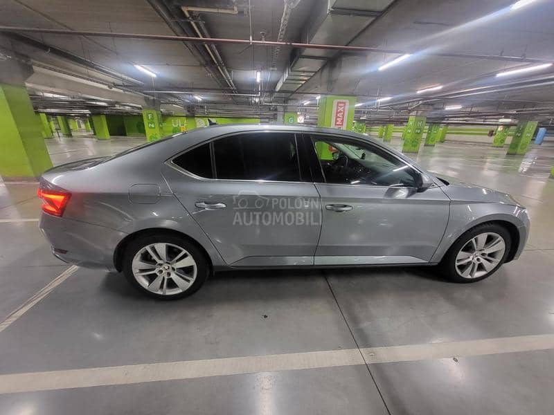 Škoda Superb 2.0 tdi 4x4 STYLE