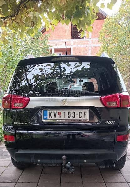 Peugeot 4007 2,2 HDI