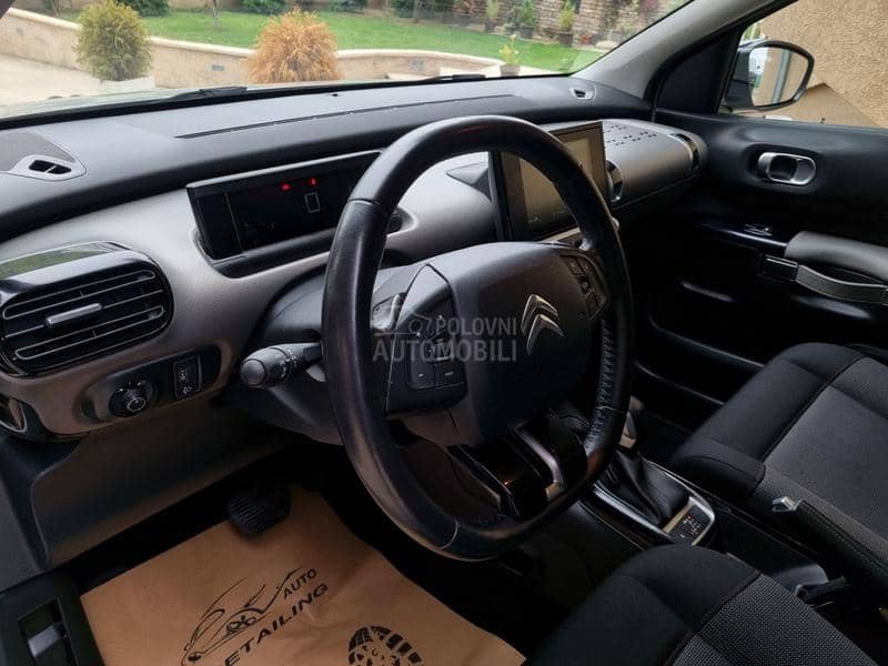 Citroen C4 Cactus 1.2b /AUTOMTIK/