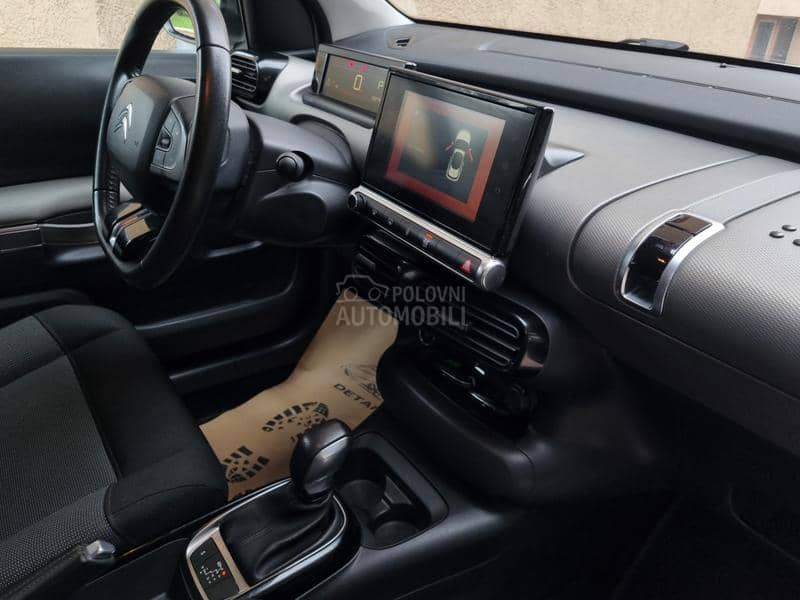 Citroen C4 Cactus 1.2b /AUTOMTIK/