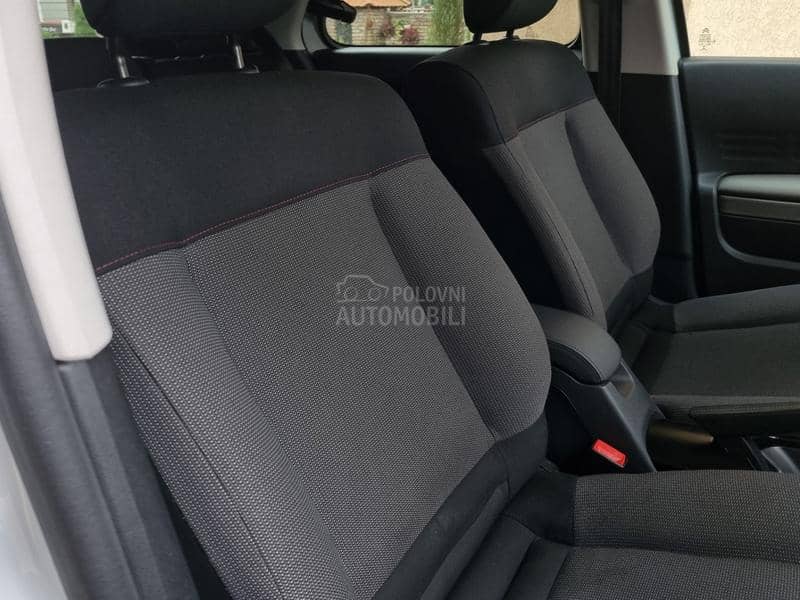 Citroen C4 Cactus 1.2b /AUTOMTIK/