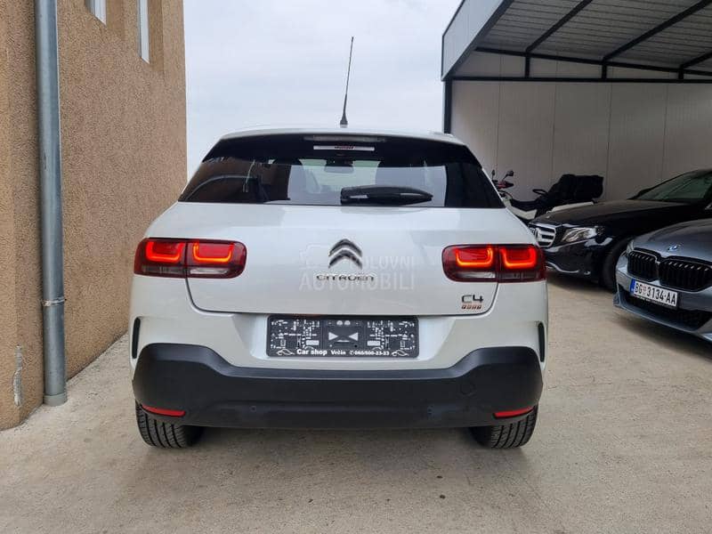 Citroen C4 Cactus 1.2b /AUTOMTIK/