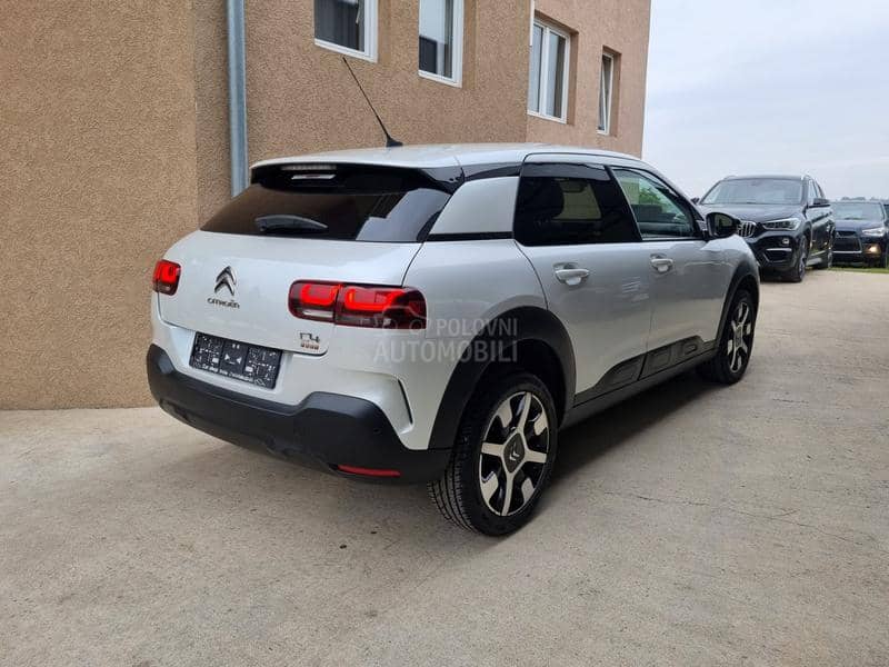 Citroen C4 Cactus 1.2b /AUTOMTIK/
