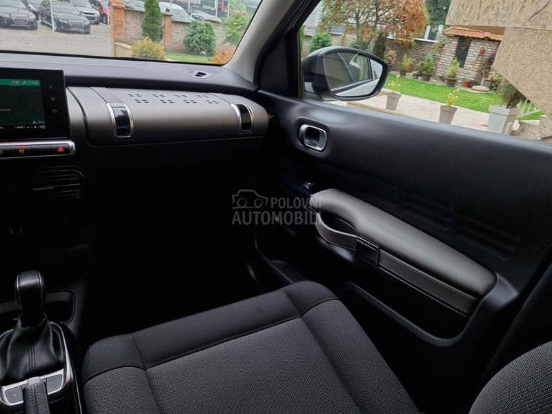 Citroen C4 Cactus 1.2b /AUTOMTIK/