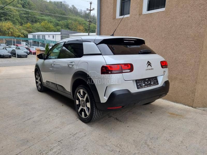 Citroen C4 Cactus 1.2b /AUTOMTIK/