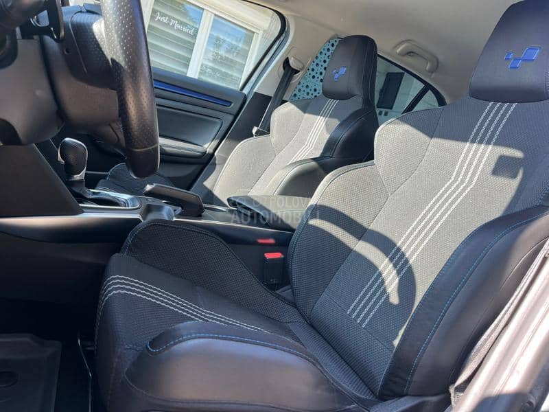 Renault Megane 1.6 GT