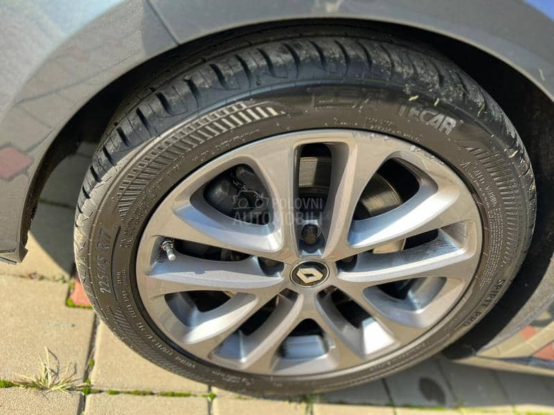 Renault Megane 1.6 GT