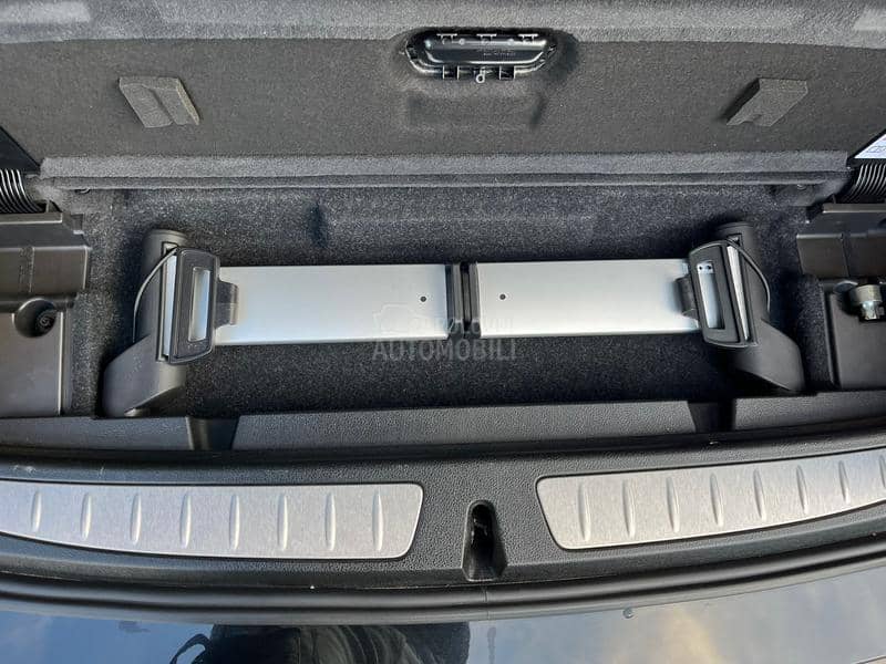 BMW 320d 2.0d sport line