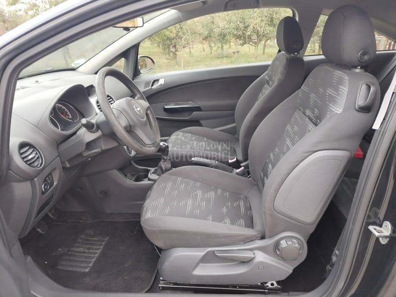 Opel Corsa D 1.2