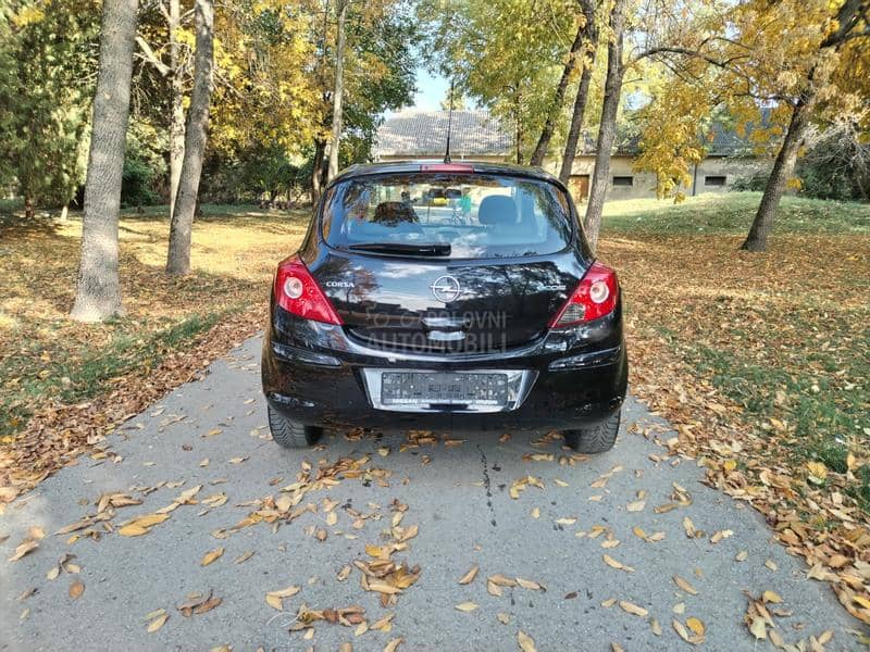 Opel Corsa D 1.0