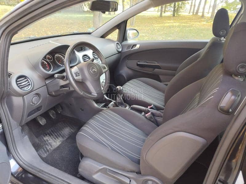 Opel Corsa D 1.0