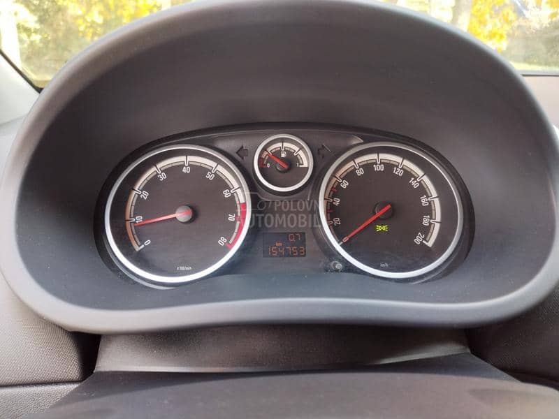Opel Corsa D 1.0