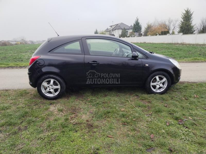 Opel Corsa D 1.0