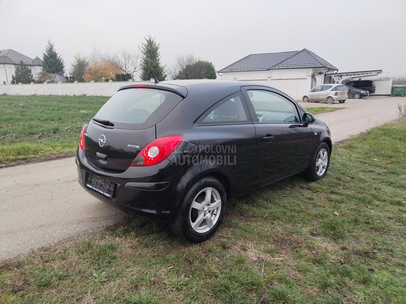 Opel Corsa D 1.0