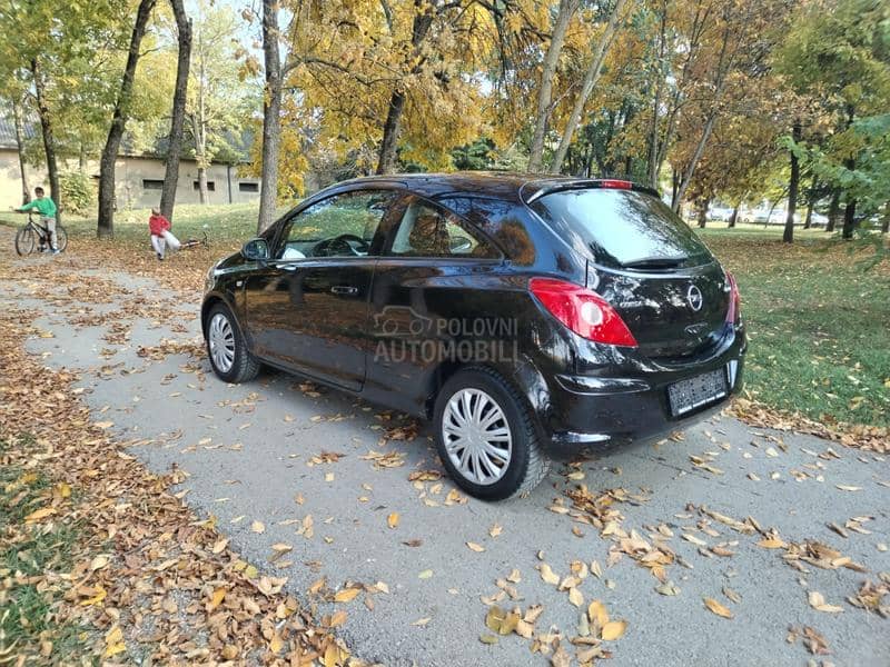 Opel Corsa D 1.0