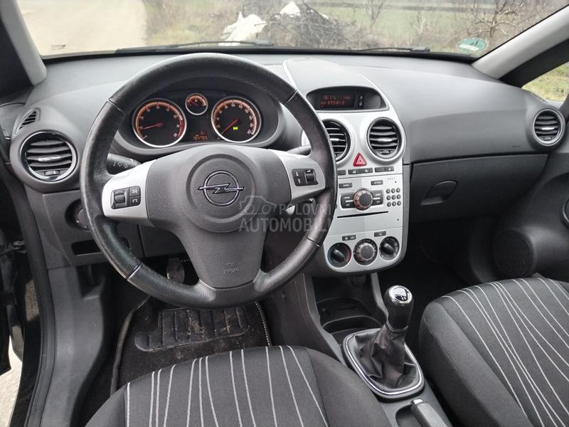 Opel Corsa D 1.0