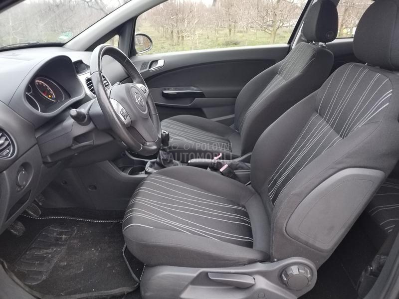 Opel Corsa D 1.0