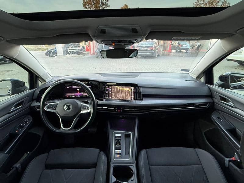 Volkswagen Golf 8 DSG Style IQ