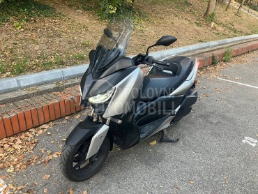 Yamaha X Max 300