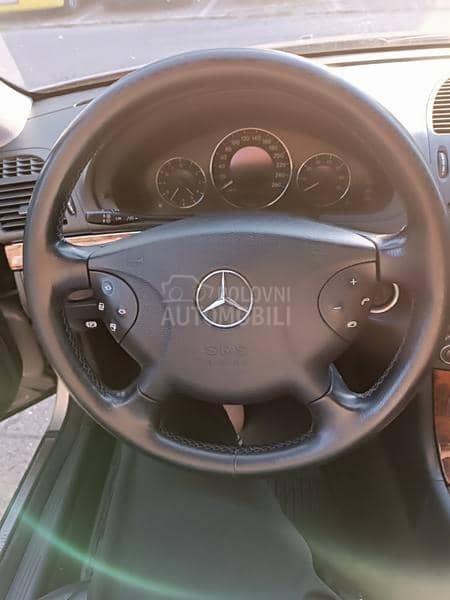 Mercedes Benz E 200 1800