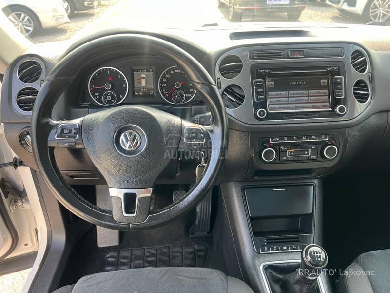 Volkswagen Tiguan 2.0TDI HIGLINE SPORT Volkswagen Tiguan 2.0TDI HIGLINE SPORT