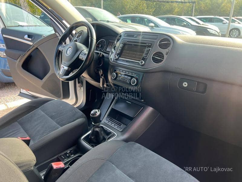 Volkswagen Tiguan 2.0TDI HIGLINE SPORT Volkswagen Tiguan 2.0TDI HIGLINE SPORT