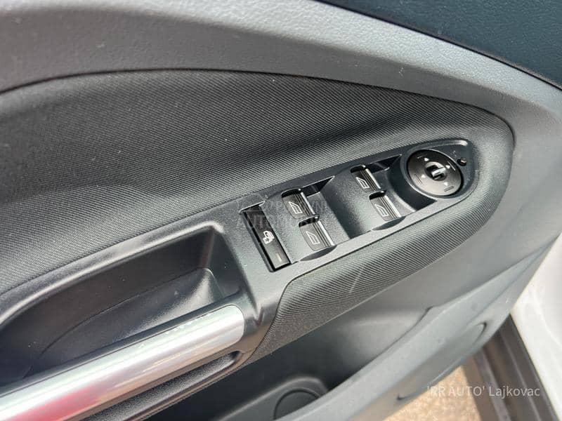 Ford C-Max 1.6TDCI N A V I