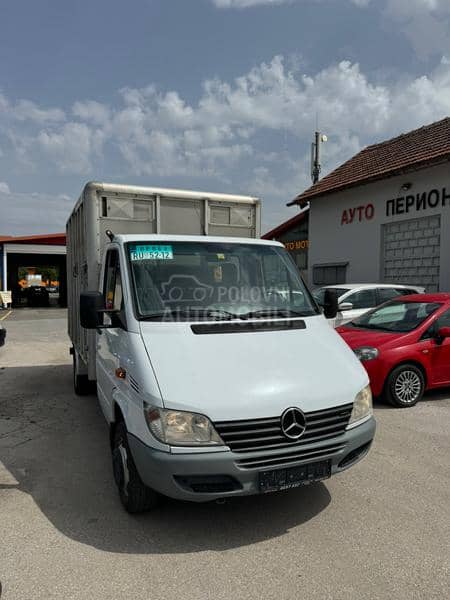 Mercedes Benz Sprinter 