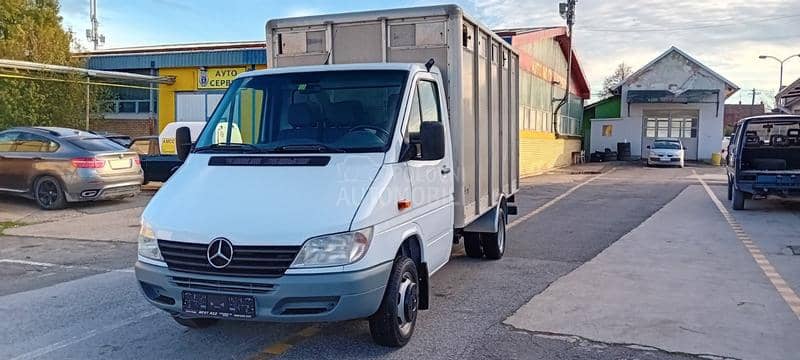 Mercedes Benz Sprinter 