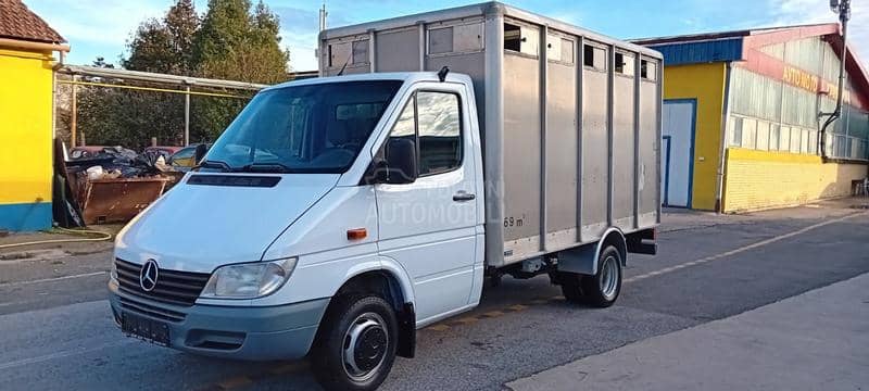Mercedes Benz Sprinter 