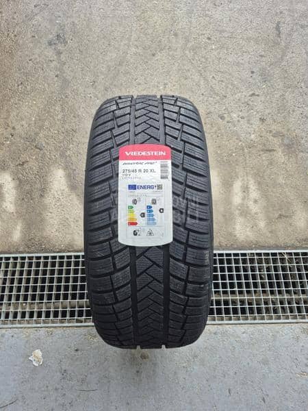 Vredestein 275/45 R20 Zimska