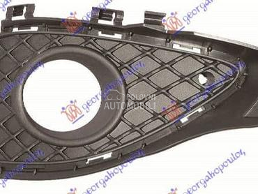 RESETKA PREDNJEG BRANIKA Desno za Mercedes Benz A Klasa od 2012. do 2015. god.