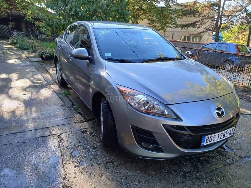 Mazda 3 1.6 b