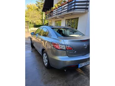 Mazda 3 1.6 b