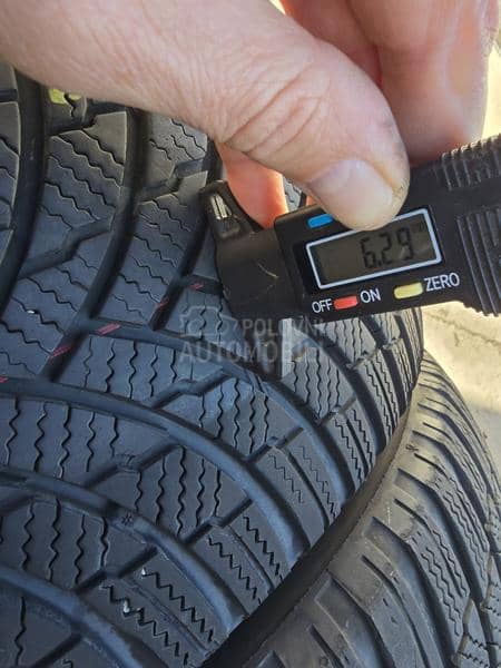 Firestone 215/55 R16 Zimska