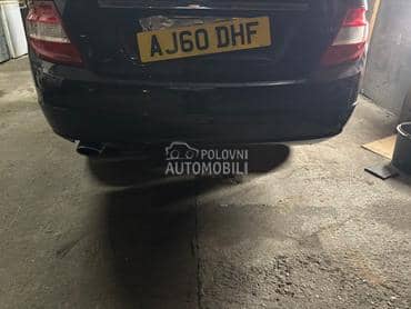 Zadnji branik w204 za Mercedes Benz C Klasa, C 160, C 180 ... od 2007. do 2014. god.