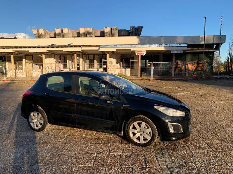 Peugeot 308 1.6 e-hdi