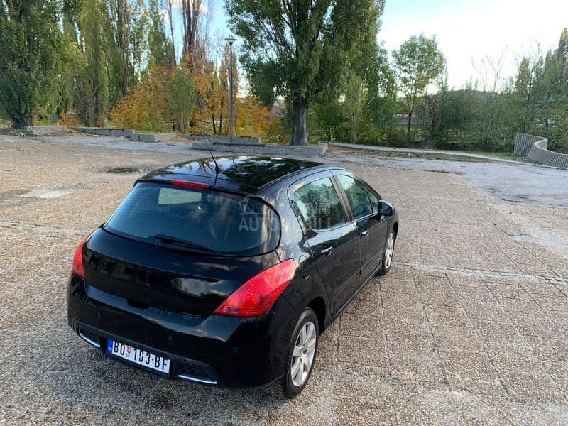 Peugeot 308 1.6 e-hdi