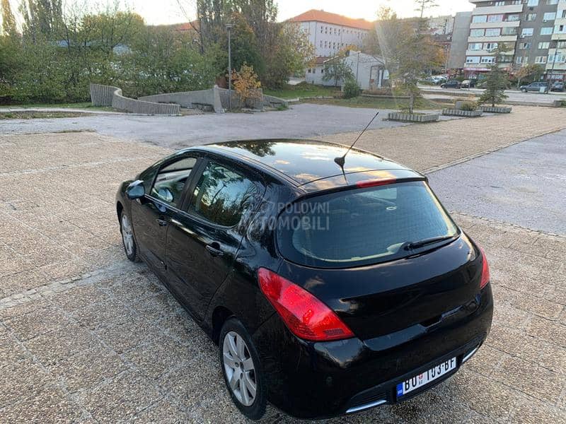 Peugeot 308 1.6 e-hdi