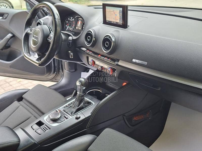 Audi A3 3xS line  / N O V / Audi A3 3xS line  / N O V /