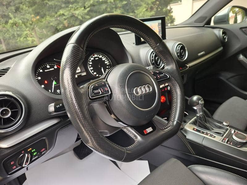 Audi A3 3xS line  / N O V / Audi A3 3xS line  / N O V /