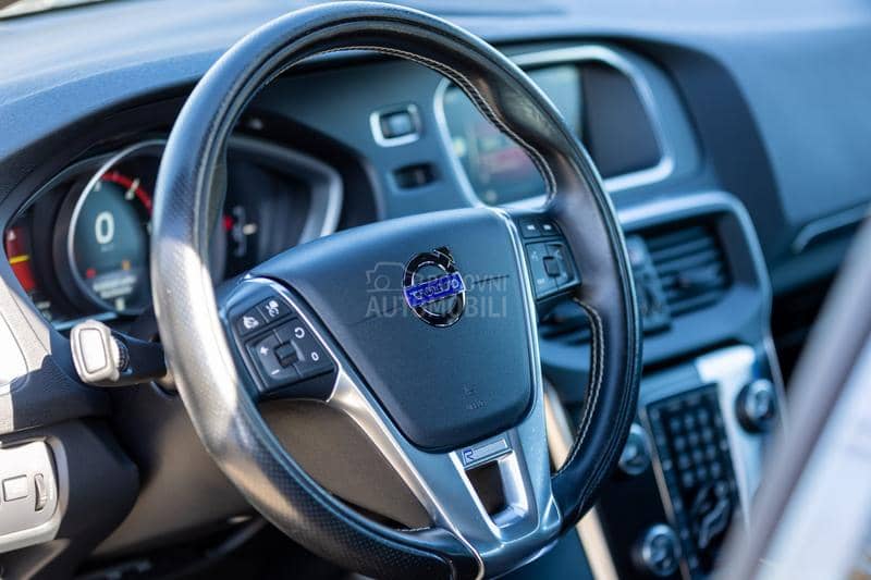 Volvo V40 R-Desinge D2 2.0D