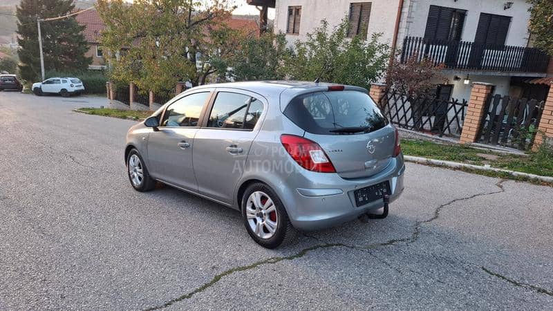 Opel Corsa D 1.3 Multijet, COSMO
