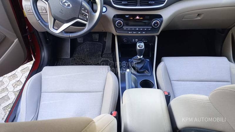 Hyundai Tucson 1.6 T-GDI PREMIUM