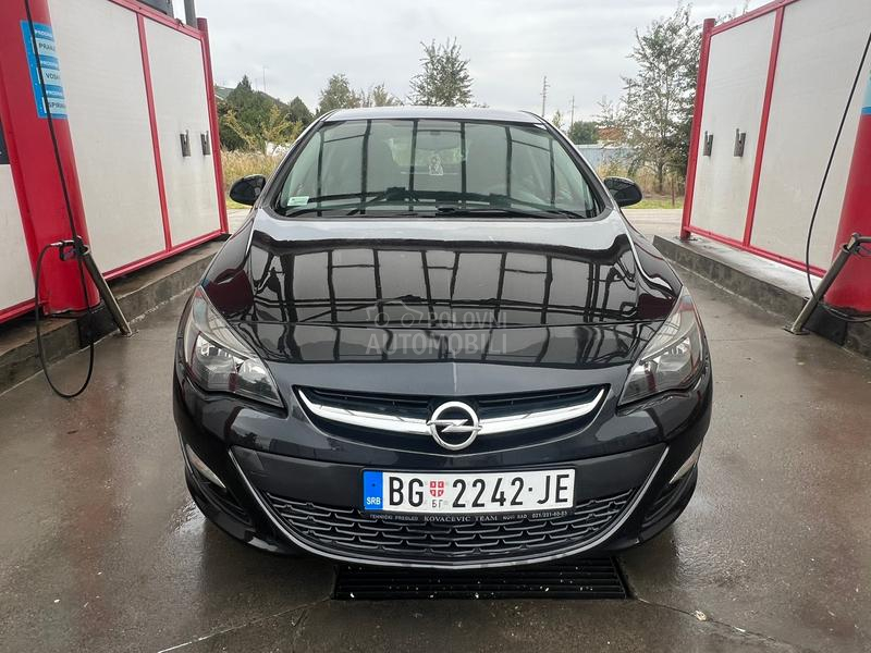 Opel Astra J CDTI